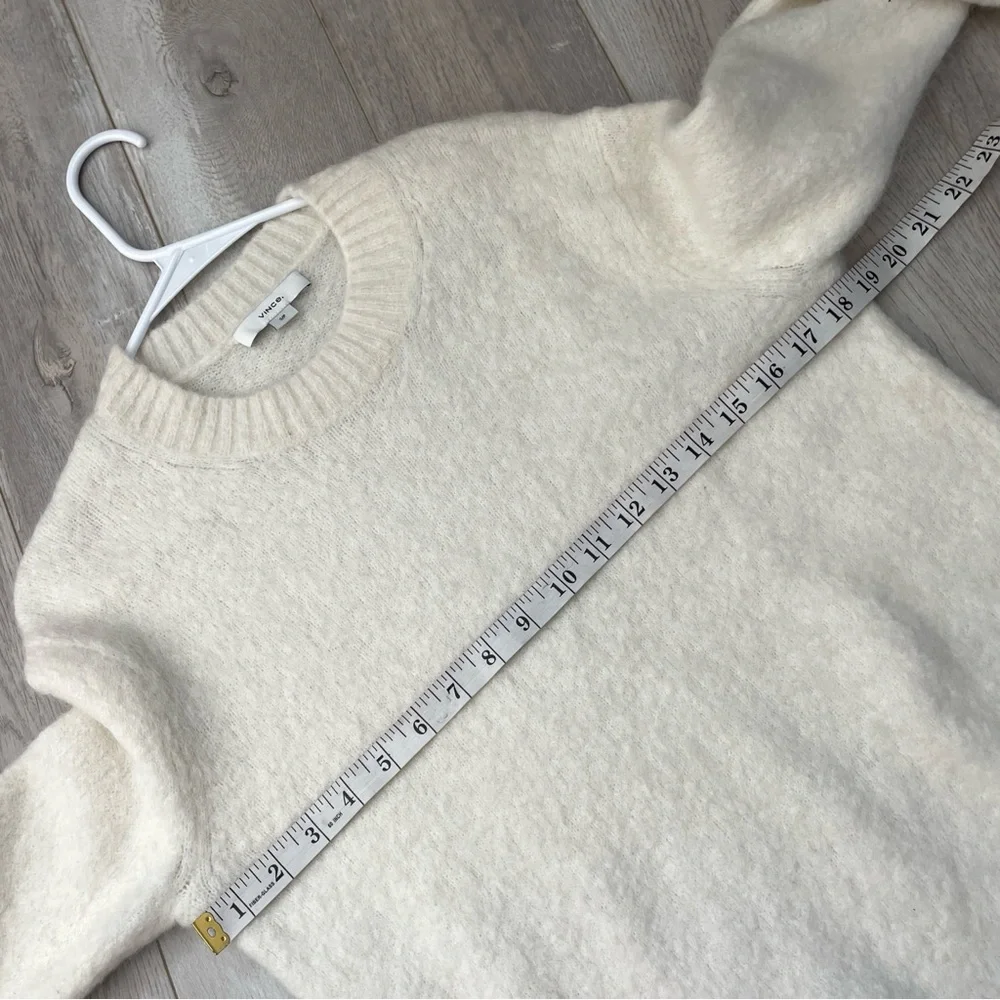 Vince Alpaca Sweater crewneck long sleeve womens Cream small classic minimalist - Picture 3 of 6